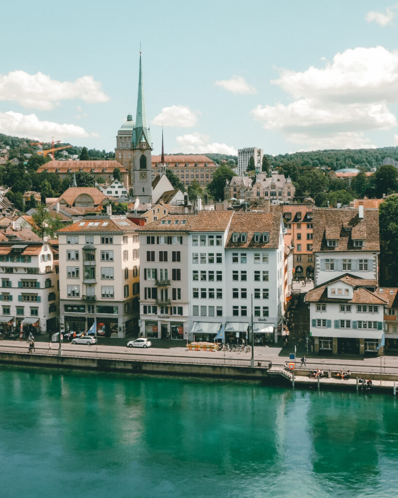 zurich limmat river white buildings with orange roofs