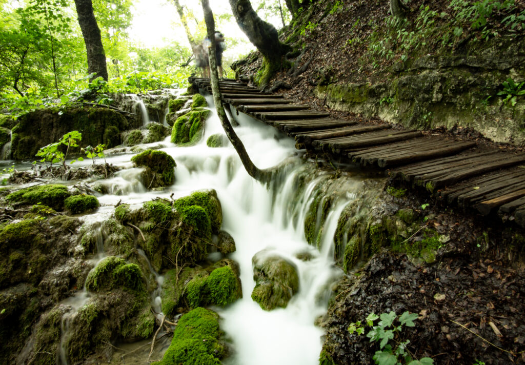 boardwalk over waterfalls in plitvice